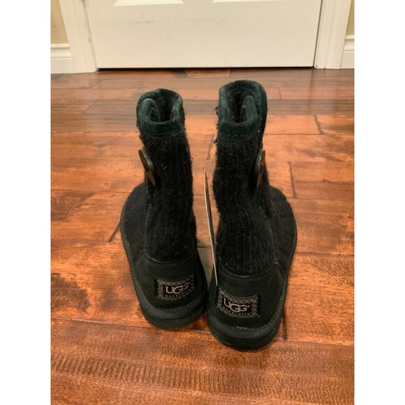 Ugg Australia Black Quilted Knit Short Ankle Boots F3011G, Size 5 (US) - Picture 4 of 8